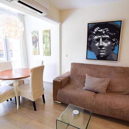Malagueta Beachside Charm Apartment Malaga Ngoại thất bức ảnh