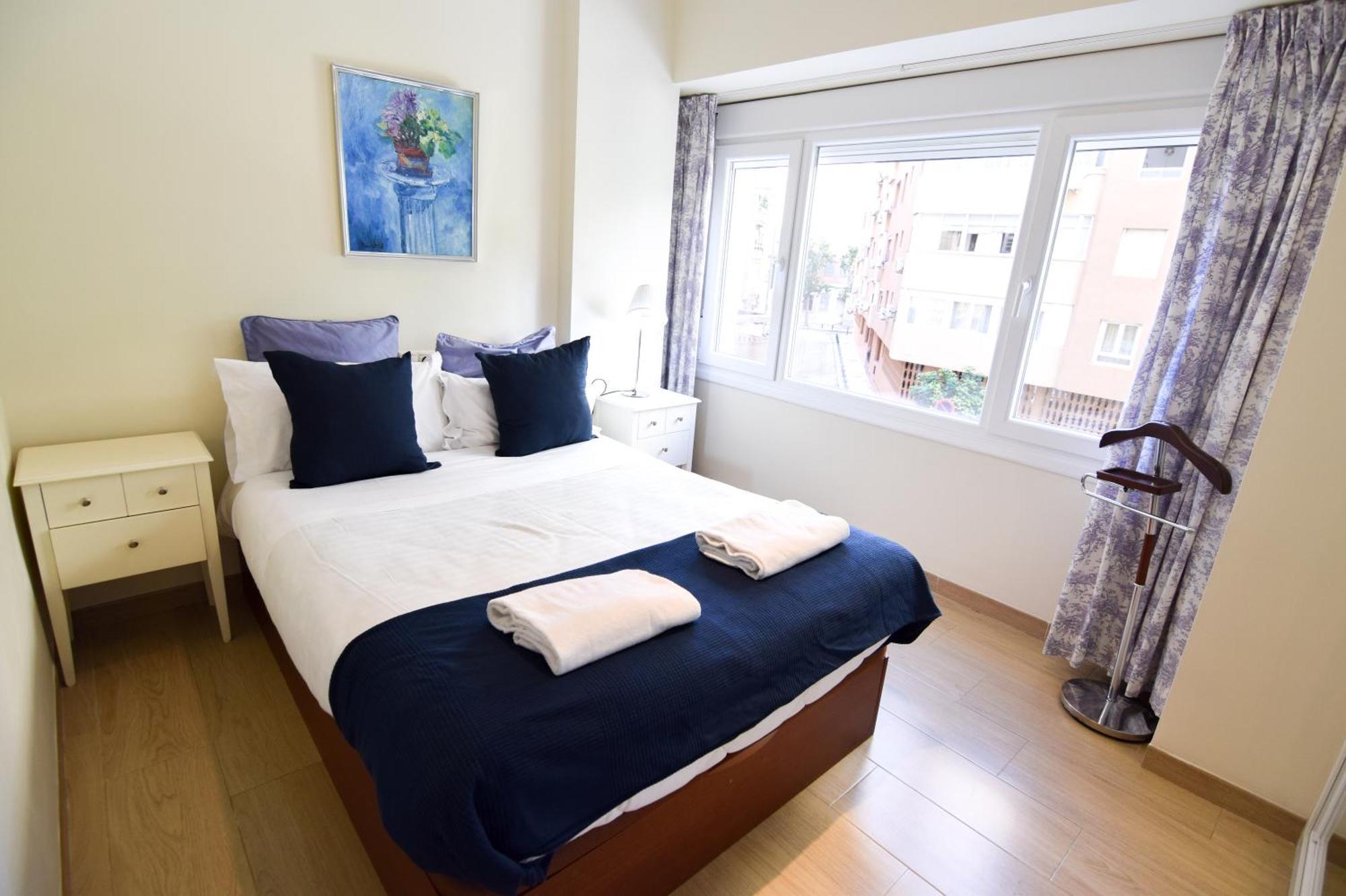 Malagueta Beachside Charm Apartment Malaga Ngoại thất bức ảnh