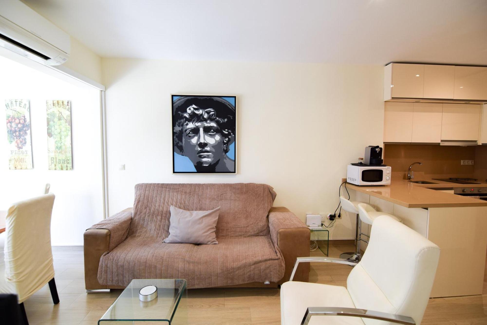 Malagueta Beachside Charm Apartment Malaga Ngoại thất bức ảnh